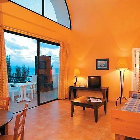 Monea Royal Monica Otel Playa Blanca