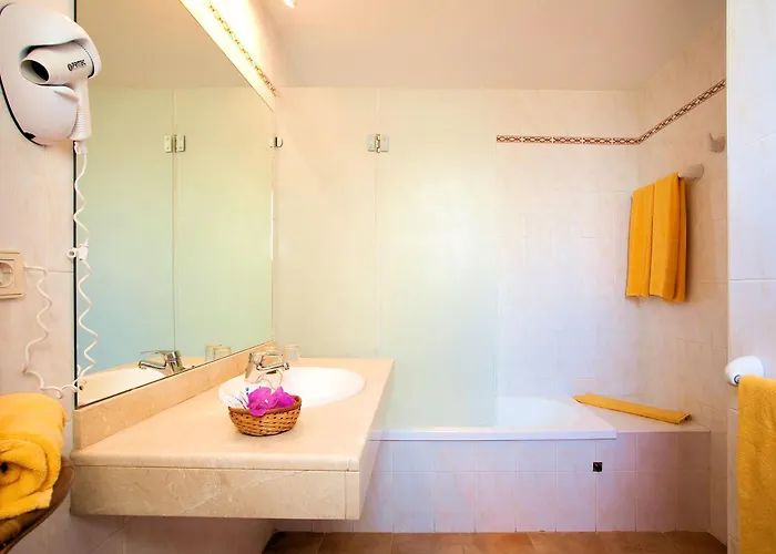 Sbh Royal Monica 3*