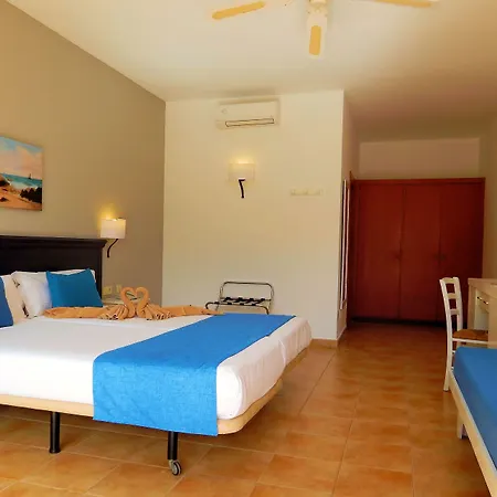 Monea Royal Monica Otel Playa Blanca